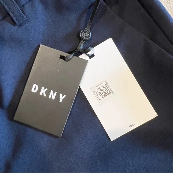 DKNY Slim Leg Essex Pant - Picture 9 of 12